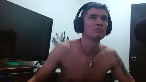 Snapshot of miaou_miaou chatting on December 30, 2024, 2:20 am miaou_miaou online show from December 30, 2024, 2:20 am