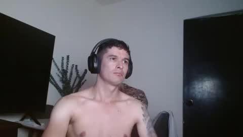 Snapshot of miaou_miaou chatting on February 3, 2025, 3:53 am miaou_miaou online show from February 3, 2025, 3:53 am