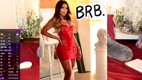 Snapshot of miaparker2_0 chatting on December 4, 2025, 12:53 am Mia online show from December 4, 2025, 12:53 am