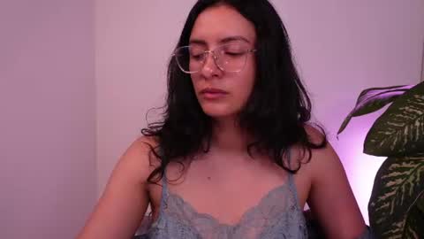 MIAPORTMANN online show from June 24, 2026, 12:20 am