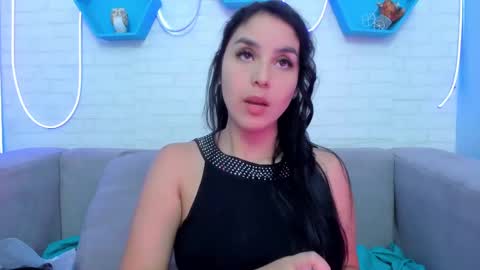Mia Quevedo online show from January 18, 2025, 11:32 am