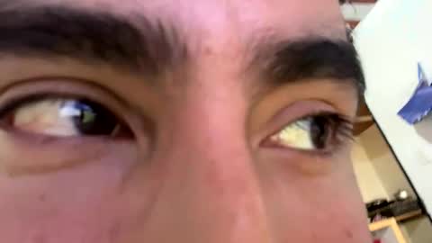 Snapshot of miareinanice chatting on February 21, 2026, 9:27 pm MIA REINA online show from February 21, 2026, 9:27 pm