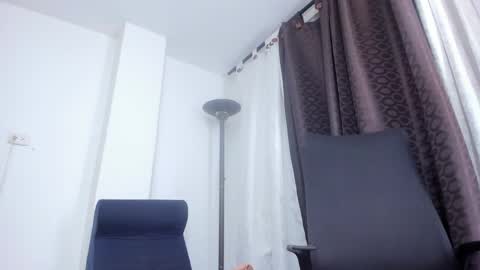 Mia Milf online show from May 20, 2026, 11:44 pm