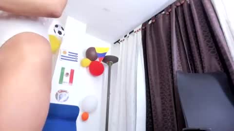 Mia Milf online show from July 12, 2026, 12:23 am