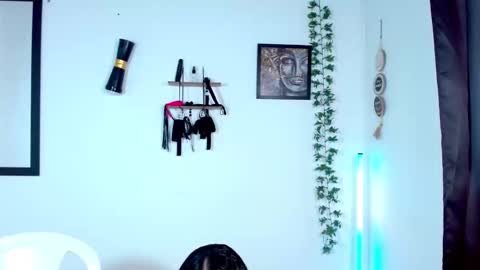 miasexy_latin online show from March 24, 2026, 2:05 am