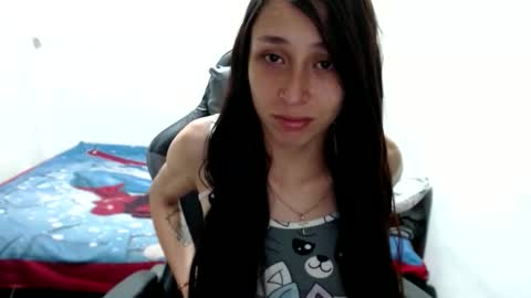 Snapshot of miasweet333 chatting on May 20, 2026, 1:12 am mia online show from May 20, 2026, 1:12 am