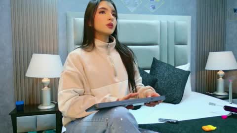 Mia Sweetth online show from January 15, 2026, 11:37 am