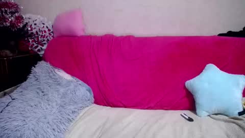 Mia online show from January 26, 2025, 8:36 am