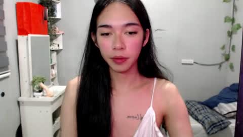Mia online show from June 11, 2026, 4:38 pm