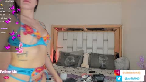Mia Villalobos online show from December 28, 2024, 11:09 am