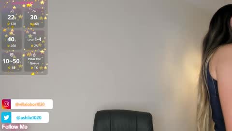 Snapshot of miavillalobos_ chatting on October 30, 2025, 12:17 pm Mia Villalobos online show from October 30, 2025, 12:17 pm