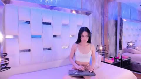 Snapshot of miawatson1 chatting on November 4, 2025, 12:15 pm Mia Watson online show from November 4, 2025, 12:15 pm