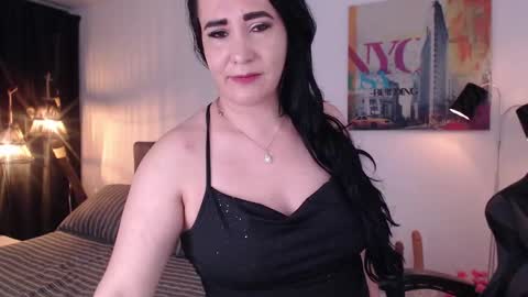 Mia Wilson online show from February 10, 2025, 7:47 am