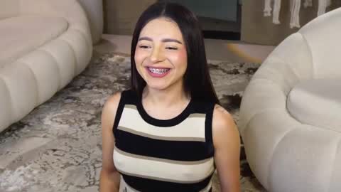 mia online show from March 4, 2025, 1:34 am