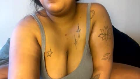 Princessmya online show from October 31, 2025, 6:42 pm