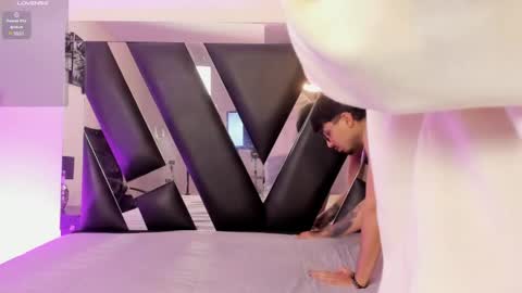 Snapshot of miayiron chatting on April 15, 2026, 2:02 pm MiaIron online show from April 15, 2026, 2:02 pm