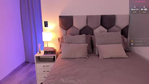 Snapshot of miazurek chatting on February 12, 2025, 4:12 am THE BEST LOVRS antonio flatlastifoundyoulautrebleudrpapaolu donnie lbsunkown1804 online show from February 12, 2025, 4:12 am