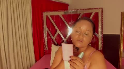 micaelahott_ online show from May 10, 2026, 3:12 am