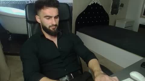 MicahLane online show from June 25, 2026, 5:12 am