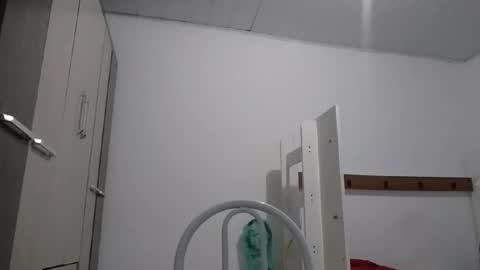 micarranox online show from October 13, 2025, 2:11 am