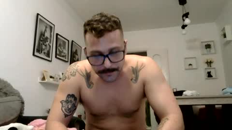 Snapshot of mich6921 chatting on June 12, 2026, 2:32 am MILO MIAMI online show from June 12, 2026, 2:32 am