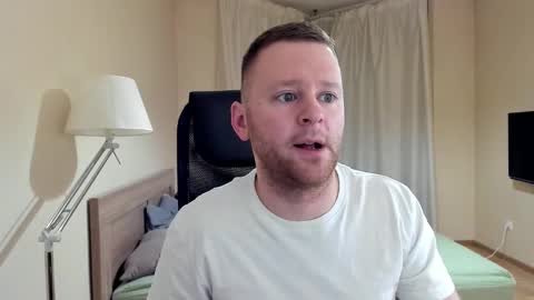 Snapshot of michael_birkin chatting on December 22, 2024, 3:44 am Michael Birkin online show from December 22, 2024, 3:44 am