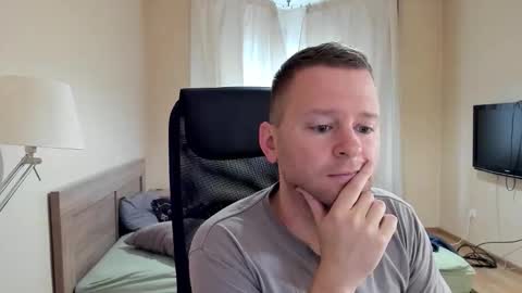 Snapshot of michael_birkin chatting on September 13, 2025, 4:12 am Michael Birkin online show from September 13, 2025, 4:12 am