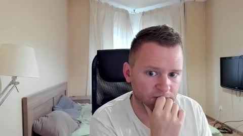 Snapshot of michael_birkin chatting on September 14, 2025, 4:00 am Michael Birkin online show from September 14, 2025, 4:00 am