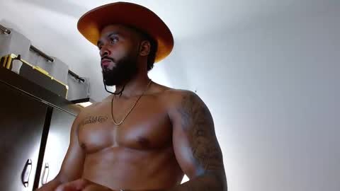 maximo online show from February 4, 2026, 5:57 am