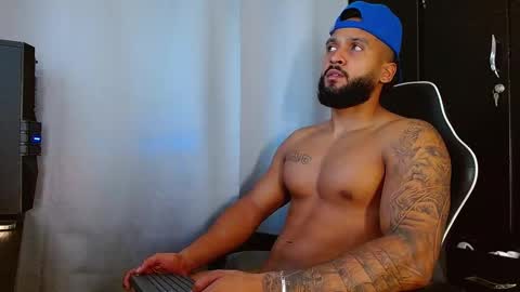 Snapshot of michael_maximo chatting on March 26, 2026, 8:09 am maximo online show from March 26, 2026, 8:09 am