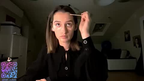 Snapshot of michael_pors chatting on October 31, 2025, 3:57 pm Emily online show from October 31, 2025, 3:57 pm