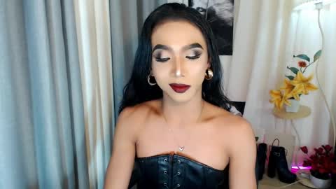 michaelagoddess online show from May 10, 2026, 5:18 pm