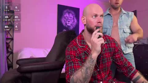 michaelbradley_for_u online show from May 3, 2026, 4:35 pm