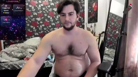 michaelragnar90 online show from January 14, 2025, 8:41 am