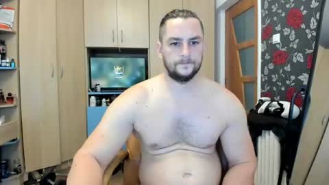 michaelragnar90 online show from June 25, 2026, 8:41 am