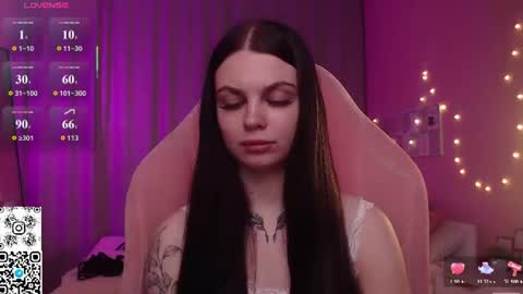 Kate online show from June 19, 2026, 1:21 am