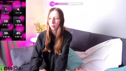 michele_mack online show from December 17, 2024, 6:02 am