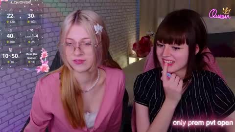 Snapshot of michelewild chatting on March 8, 2026, 1:59 pm Michele online show from March 8, 2026, 1:59 pm