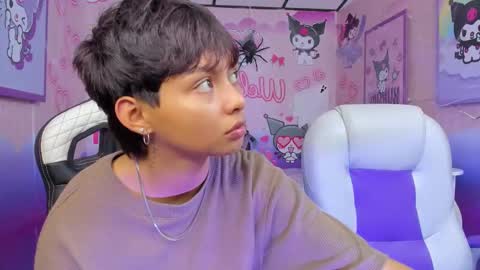 Snapshot of michell__petit_ chatting on October 28, 2025, 8:55 pm michell__petit_ online show from October 28, 2025, 8:55 pm