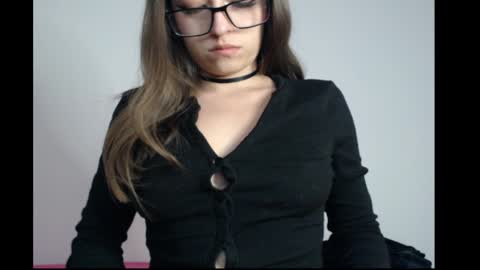Michell online show from May 7, 2026, 1:55 am