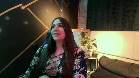 Snapshot of michell_h chatting on May 11, 2026, 6:41 am Nani online show from May 11, 2026, 6:41 am