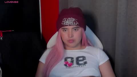 Snapshot of michell_petty01 chatting on January 30, 2025, 6:00 pm michell_petty01 online show from January 30, 2025, 6:00 pm