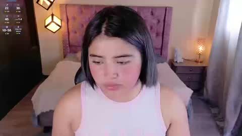 Snapshot of michell_petty01 chatting on September 15, 2025, 2:17 pm michell_petty01 online show from September 15, 2025, 2:17 pm