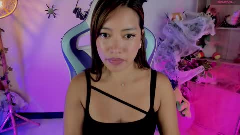 Snapshot of michelle_chang chatting on October 16, 2025, 6:53 pm michelle chang online show from October 16, 2025, 6:53 pm