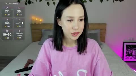 Snapshot of michelle_martinz chatting on December 21, 2024, 3:31 pm Michelle Martinez online show from December 21, 2024, 3:31 pm