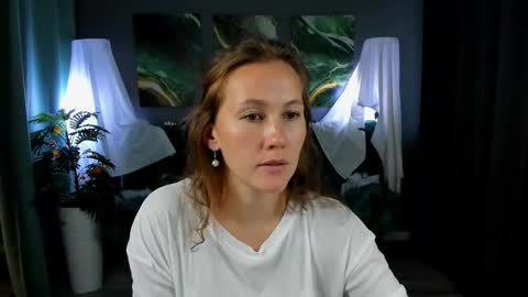 MichelleOrtis online show from November 5, 2025, 12:27 pm