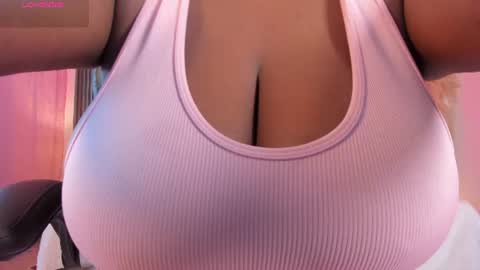 michellepreston_ online show from June 11, 2026, 12:14 pm