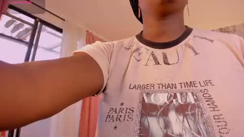 michellepreston_ online show from July 15, 2026, 11:59 am