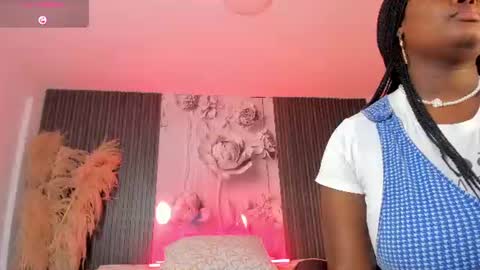 michellepreston_ online show from August 6, 2026, 11:34 am