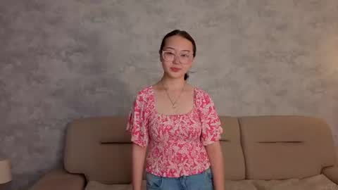 Snapshot of michellespinn chatting on July 8, 2026, 3:49 pm Mio online show from July 8, 2026, 3:49 pm